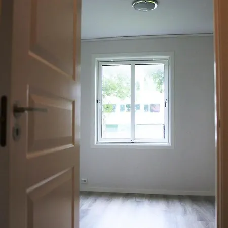 Ons Spacious With 4 Bedrooms Near Ons Apartmán